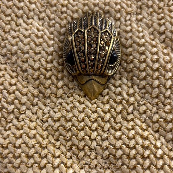 Kurt Geiger Kensington Heart Crossbody Bag Beige Straw Gold Chain NWT - Picture 4 of 15